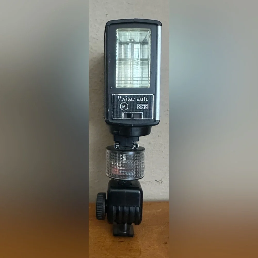Vivitar 252 Auto Camera Flash w/SL-2 Flash Light Slave Remote Trigger & AC Power